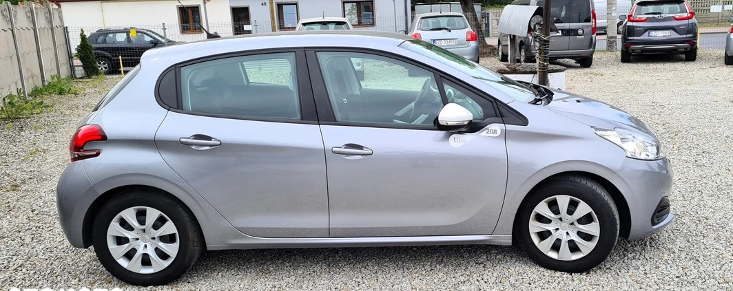 Peugeot 208 cena 37900 przebieg: 50000, rok produkcji 2018 z Frombork małe 254